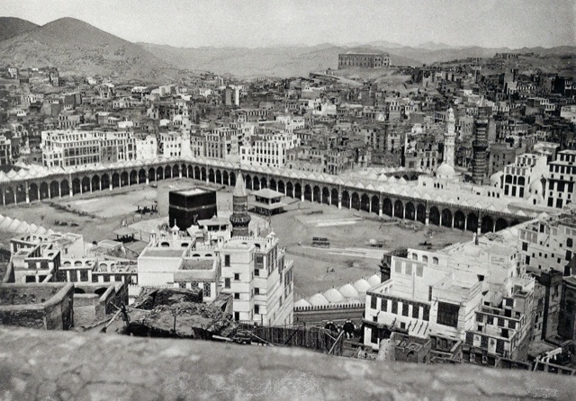 3-image-historique-1889-Kaaba-Masjid-al-Haram.jpg