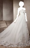 une-ligne-cathedrale-sweetheart-train-organza-robe-de-mariee-en-satin_witoee1324460597547.jpg