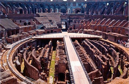 440px-Colosseum.jpg