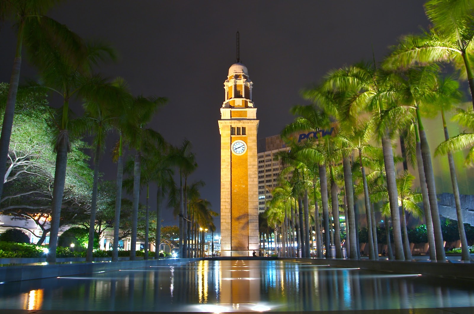 Hong_Kong_Clock_Tower.jpg