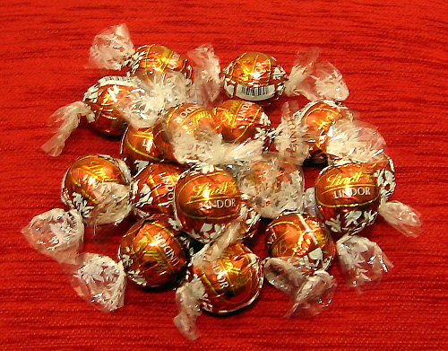 lindor-balls-1.jpg