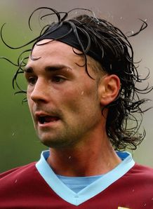 Chris-Eagles-Burnley-Premier-League_2355242.jpg