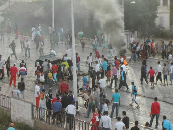 riots-oran1.jpg