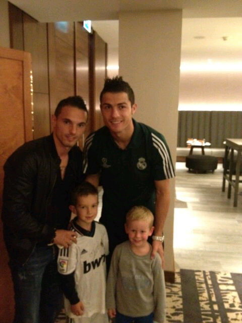 Rodney_Sneijder_Cristiano_Ronaldo_Amsterdam.jpg