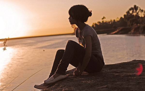 sad-girl-alone-cute-lake-beautiful.jpg