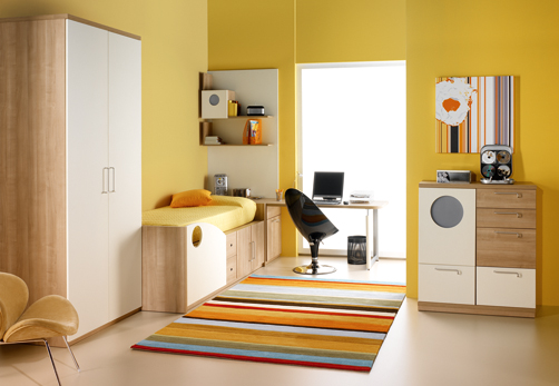 kids-room-decor-yellow-3.jpg