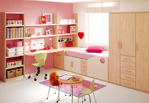 kids-room-decor-pink-1.jpg