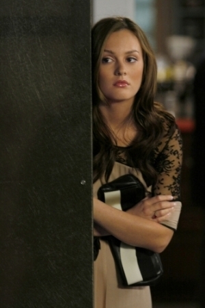 BWF-blair-waldorf-fashion-4153299-300-450.jpg