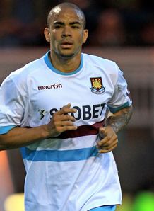 Kieron-Dyer-West-Ham1_2483420.jpg