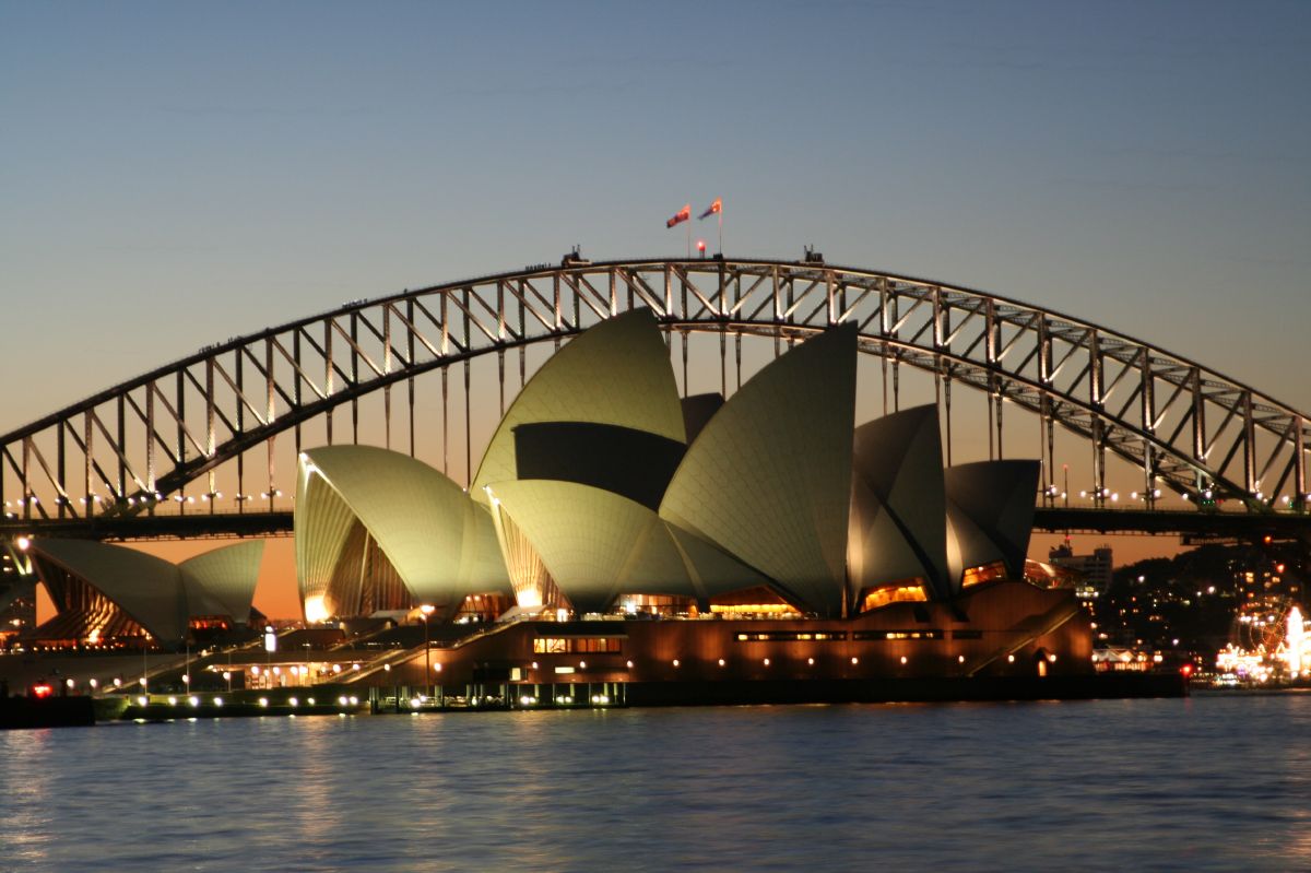 Opera-House-in-Sydney-Australia.jpg